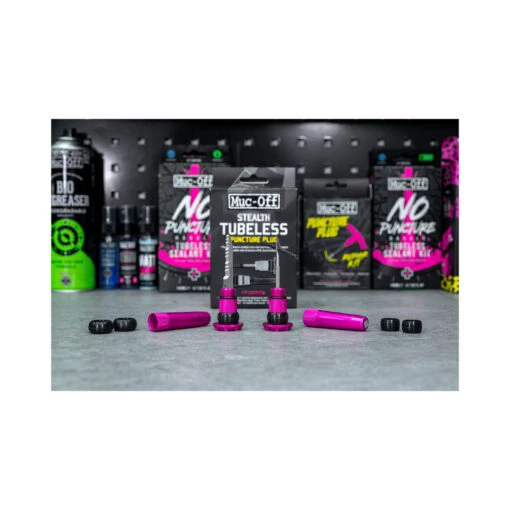 Muc-Off Stealth Tubeless Punctures Plug Pink -Giro Verkaufs-Shop muc off stealth tubeless punctures plug pink 5