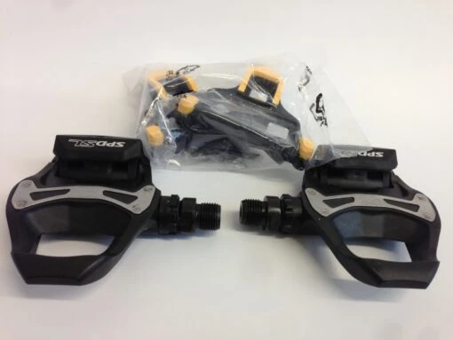 Shimano 105 PD-R550 Schwarz Pedal -Giro Verkaufs-Shop shimano pd r550 1